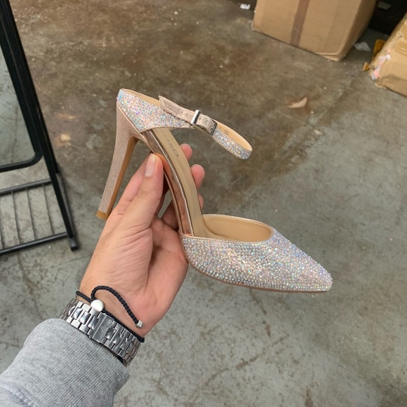 Women’s Crystal Embellished Strass Closed Toe Pumps Mule on a 4 Inch Stiletto - Picture 2 of 10